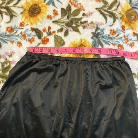 Vintage Hanna Skirt Slip Womens S Black Lace Trim High Slit Goth Lingerie - Picture 8 of 8